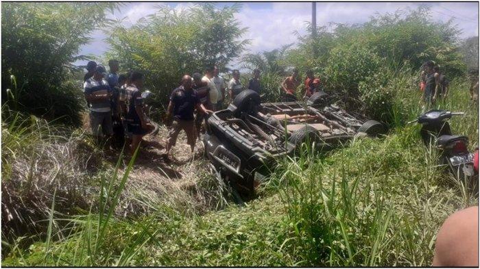 BREAKING NEWS: Kecelakaan di Jalinsum Saling Empat Lawang, Pengendara Motor Tewas Ditabrak Innova