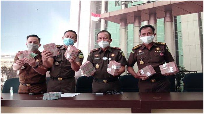 Kembalikan Uang Fee Rp 652 Juta, Kasus Korupsi Jual Beli Gas oleh PT PDPE Tetap Lanjut