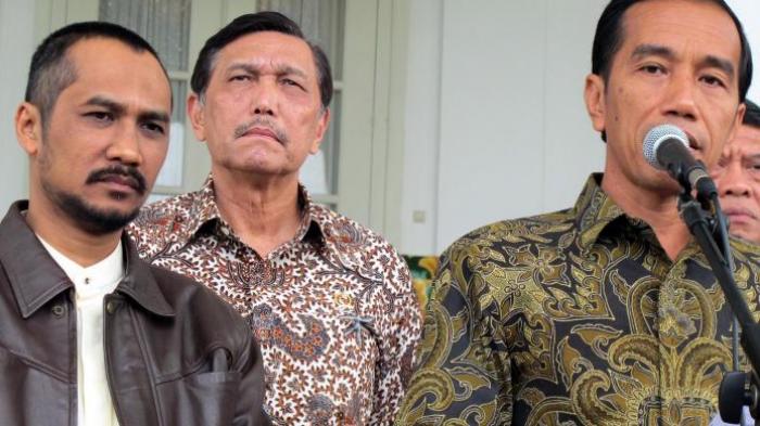 Pengunjuk Rasa Desak Jokowi Agar Copot Abraham Samad