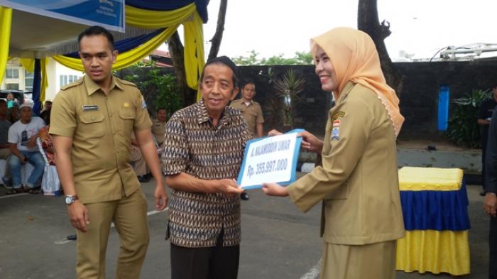 Warga Sumringah Dapat Ganti Rugi Lahan Pembangunan Kolam Retensi 13 ilir
