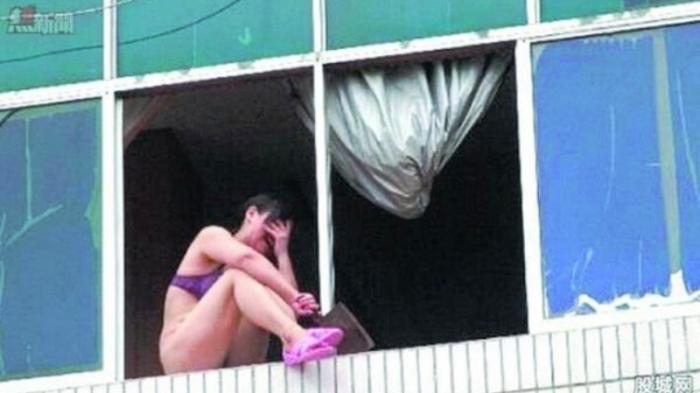 Coba Bunuh Diri, Wanita Ini Iris Lehernya dengan Pisau, Tiba-tiba Terjadi Hal Tak Terduga