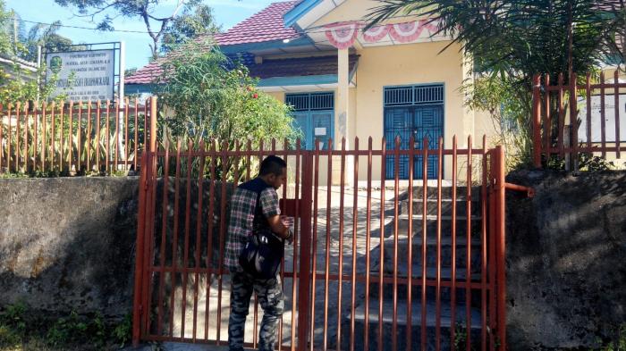 Pegawai dan Lurah Pasar Bhayangkara PALI Sering Pulang Sebelum Jam Kantor Selesai