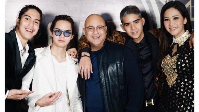 Jalani Umrah Bareng Al Ghazali dan Dul Jaelani, Maia Estianty Ungkap Kesedihan Ini