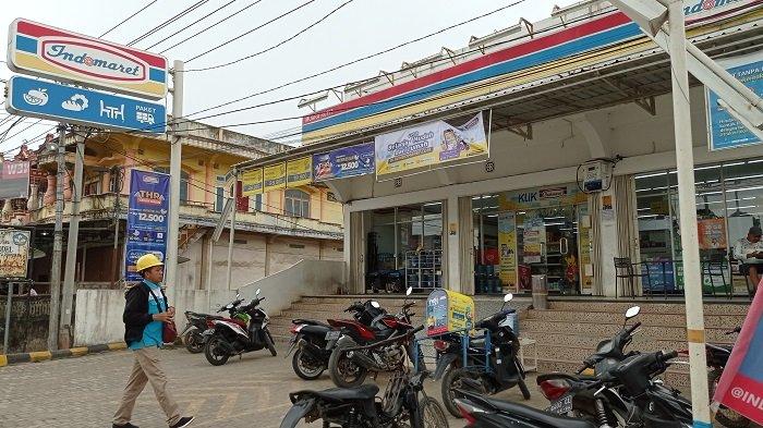 Diserbu Ibu-Ibu, Minyak Goreng Rp 14 Ribu di Indomaret Muratara Langsung Habis