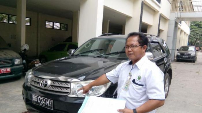 Mantan Sekwan DPRD Sumsel Gadaikan Mobil Dinas
