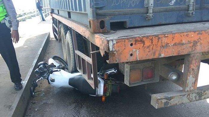 Kisah Polantas Ipda Tatang, Rela Korbankan Motor Suzuki Thunder Dilindas Truk Karena Rem Blong