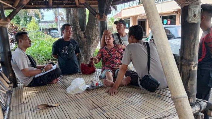 Kisah Pilu Nuraini, Pedagang di Lombok Timur Kehilangan Rp90 Juta Dalam Sekejap usai Tubuh Ditepuk