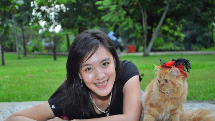 Sejak Sekolah Dasar, Perempuan Manis Sudah Jatuh Hati Pelihara Kucing