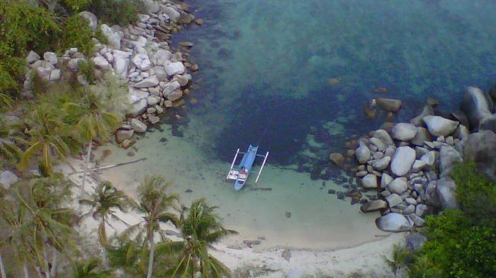 Indahnya Pemandangan di Pulau Lengkuas Tak Dapat Diungkapkan Dengan Kata