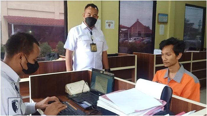 Remaja 19 Tahun di OKI Bobol Rumah dan Toko, Hasil Curian Habis untuk Makan dan Judi Online