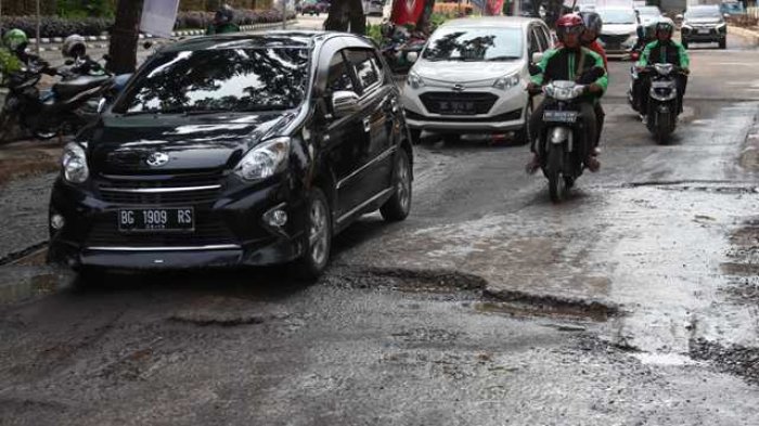 48 Km Jalan Palembang Rusak Berat, Perbaikan Jalan Borang dan Plaju Jadi Prioritas