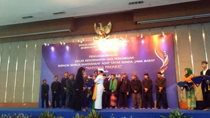 Dianggap Sukses Jaga Laut Indonesia, Menteri Susi Dapat Penghargaan Ini dari Masyarakat Adat Jabar