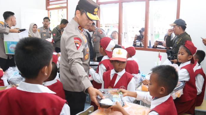 Wujudkan Akses Pendidikan Merata, Polda Sumsel Renovasi SD Swakarya di Wilayah Perairan Banyuasin