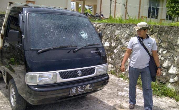 Mobil Diberondong Peluru Ditemukan Tak Bertuan