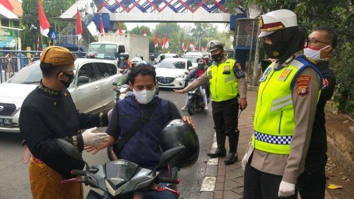 6 Hal Ini yang Diatur Pemerintah, Mulai Kerja Kantor hingga Tempat Ibadah Dibatasi