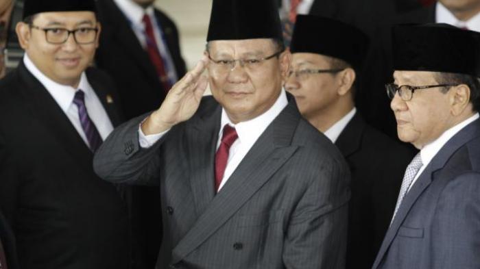 Prabowo dan Hatta Rajasa Menghadiri Ultah Golkar di Kemayoran