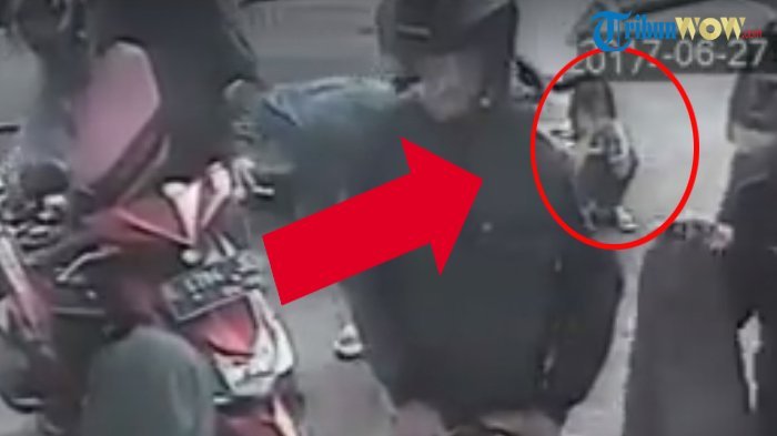 Lepas dari Pantauan Orangtua, Seorang Bocah Alami Hal Mengerikan saat Jongkok si SPBU