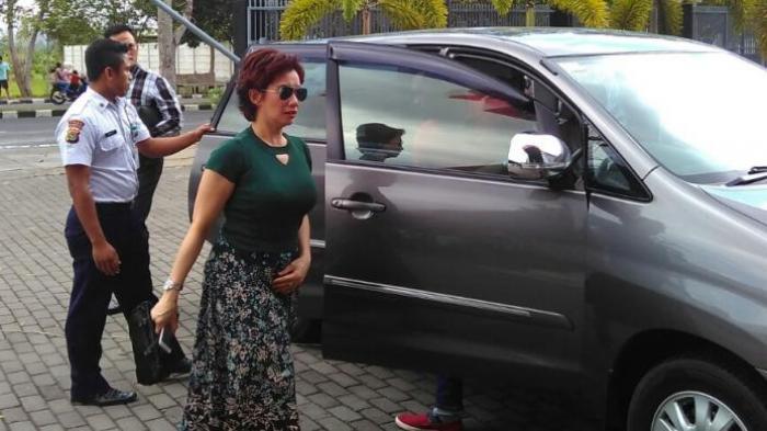 Reza Artamevia Bilang Begini Saat Ditanya Soal Pemerkosaan yang Dilakukan Aa Gatot