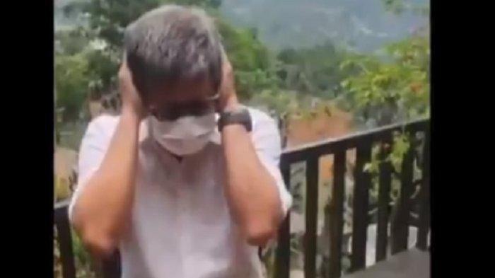 Viral Aksi Rocky Gerung Tutup Kuping Saat Dengar Suara Pidato Presiden Jokowi Singgung 11 Triliun