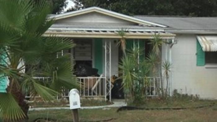 Mengerikan Aroma Tidak Sedap Keluar Dari Rumah Ini, Ternyata Ini Asalnya