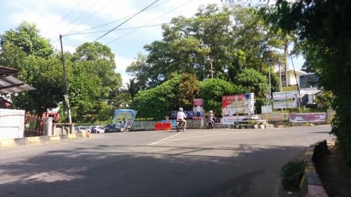 Rusak Keindahan, Spanduk Ilegal Ditertibkan