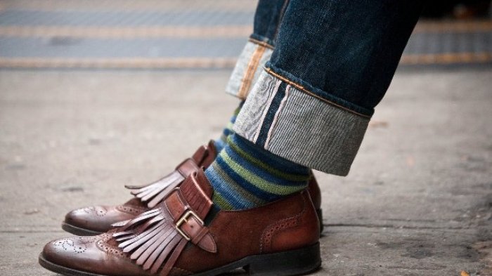 Sering Pakai Sepatu Tanpa Kaus Kaki? Ternyata Ada Bahaya Tersembunyi