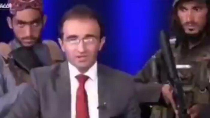 Heboh Video Presenter TV di Afghanistan Dijaga Dua Milisi Taliban Ketika Siaran, Terkuak Fakta Ini
