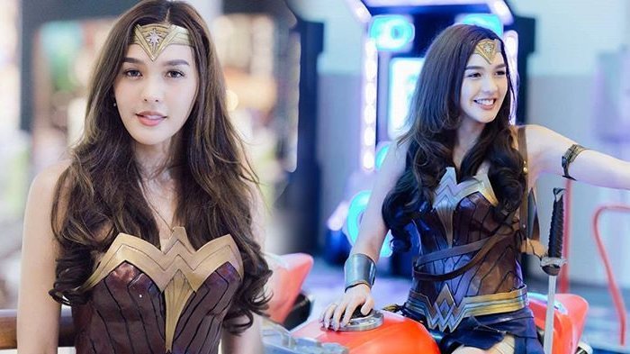 Cosplayer Wonder Woman Super Cantik Bikin Netizen Patah Hati,Setelah Tahu Fakta Mengejutkan Ini