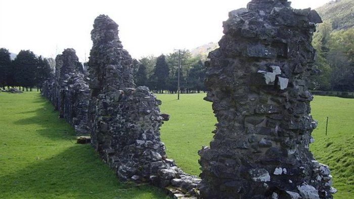 Pencuri Kembalikan Batu Bersejarah Hasil Curian,Usai Alami Kejadian Mengerikan Ini,Ternyata!