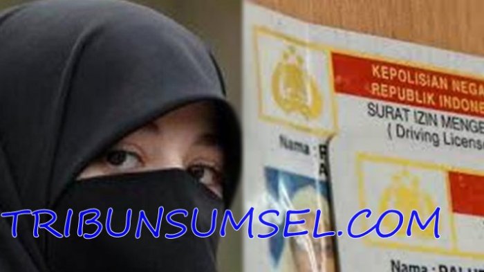 Hendak Bikin SIM,Ibu Bercadar Ini Tiba-tiba Diberi Perlakuan Mengejutkan Oleh Polisi,Suaminya Haru!