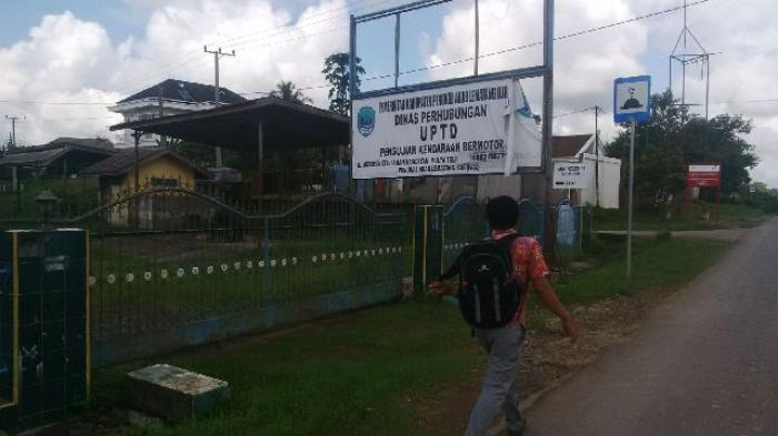 Warga Mengeluh Kantor UPTD PKB Dishub PALI Selalu Tertutup