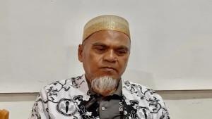 Abdul-Muis-guru-Sosiologi-di-SMAN-1-Luwu-Utara-harus-menerima-kenyataan-pahit-diber.jpg