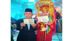 Awal-mula-kisah-cinta-Saiun-kakek-73-tahun-dan-Bunga-Fitri-27.jpg