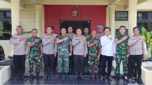 Bagus-Suryo-Wibowo-beserta-jajaran1.jpg