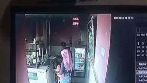 Beredar-rekaman-CCTV-detik-detik-Anti-Pupita-Sari-alias-AP-22.jpg