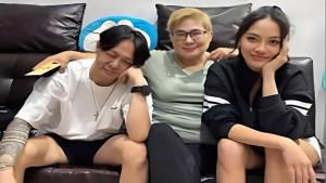 Bravy-membagikan-respons-sang-ibunda-atas-momen-bahagia-melamar-kekasihnya-Erika-Carl.jpg