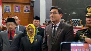 Bupati-Indramayu-Lucky-Hakim-kembali-menuai-kontroversi-setelah-kini-muncul-bus-khusus-untuk.jpg