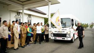 Bupati-Lepas-Kontingen-ke-Porprov-XV-Sumsel.jpg