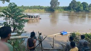 Cari-Ikan-Pakai-Perahu-Warga-Muara-Lakitan-MURA-Dikabarkan-Hilang-Diduga-Tenggelam-di-Sungai-Musi.jpg