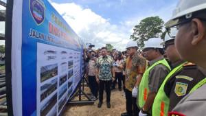 Dukung-Percepatan-Distribusi-Ekonomi-Pemkab-OKU-Timur-Perbaiki-Sejumlah-Jalan-Konektivitas-Wilayah.jpg