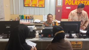 Gegara-Kasih-Makan-Kucing-Wanita-di-Palembang-Jadi-Korban-KDRT-Babak-Belur-Dianiaya-Oleh-Suaminya.jpg