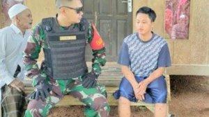 Gelagat-Rahmat-Anak-Tusuk-Ibu-Pakai-Garpu-Tanah-di-Sukabumi-Biarkan-Jasad-Semalam-Sogok-Tetangga.jpg