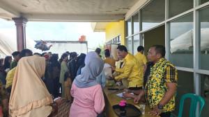 Golkar-OKU-Timur-Tebar-Manfaat-Lewat-Pasar-Murah.jpg