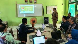 Guru-Kini-Dituntut-Melek-Koding-dan-AI-Disdikbud-OKU-Timur-Dorong-Transformasi-Pendidikan-Digital.jpg