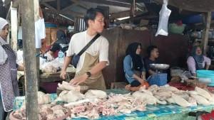 Harga-Ayam-Potong-1-Kg-Hari-ini-di-Musi-Rawas-Masih-Tinggi-Sentuh-Rp42-Ribu-perKg-Sejak-Minggu-Lalu.jpg