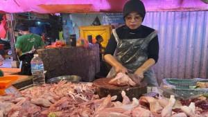 Harga-Ayam-Potong-di-Palembang-Naik-Jadi-Rp37-RibuKg-Tinggi-Permintaan-untuk-MBG-Ikut-Mempengaruhi.jpg