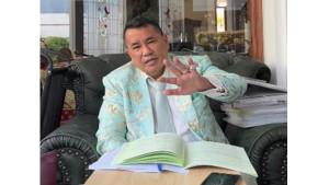 Hotman-Paris-Hutapea-protes-soal-Kepala.jpg