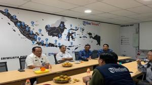 KUNJUNGAN-Suasana-kunjungan-Kepala-BNN-Provinsi-Sumsel-bersama-staff-BNN-Provinsi-Sumsel.jpg
