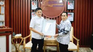 Kepala-Dinas-Pendidikan-dan-Kebudayaan-OKU-Timur-Wakimin.jpg