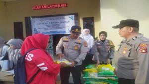Klaim-Kondisinya-Baik-Bulog-Sumsel-Babel-Salurkan-12677-Ton-Beras-SPHP-ke-Masyarakat.jpg